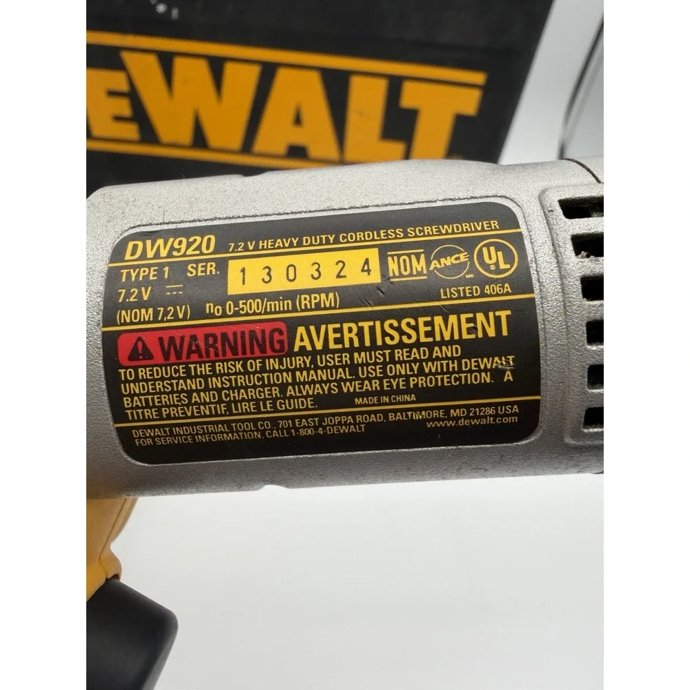 DeWalt 7.2V DW920 Cordless Adjust Angle Screwdriver W/ Battery Charger & Case